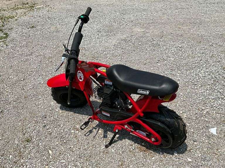 Coleman B100 105cc gas-powered mini bike