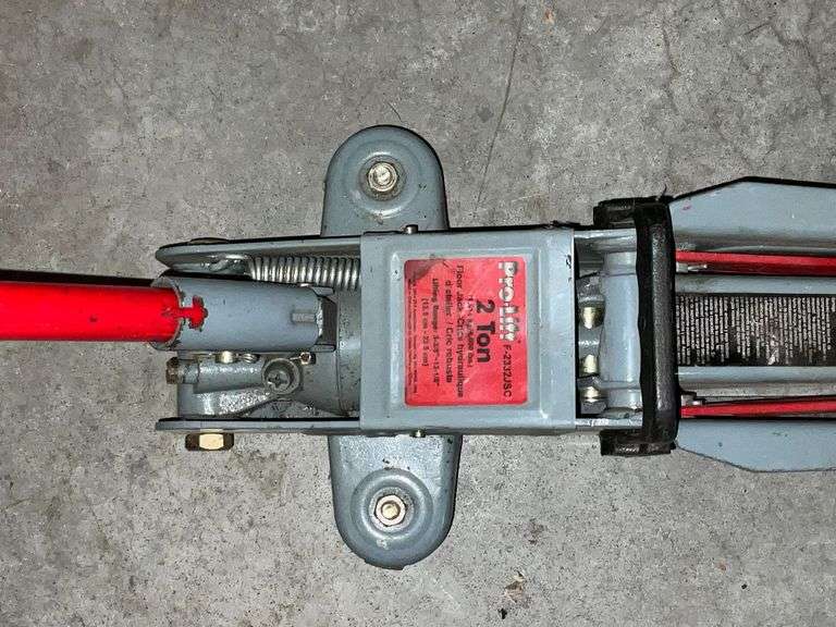 Pro-lift floor jack 2-ton