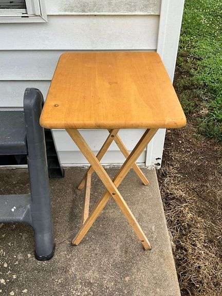 Rubbermaid step stool, Gott trash can with rollers