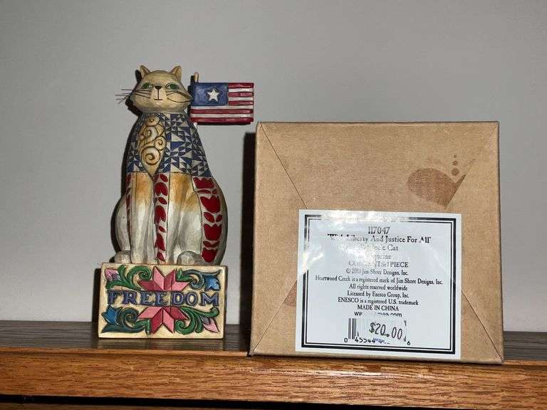 Jim Shore "With Liberty and Justice For All" cat