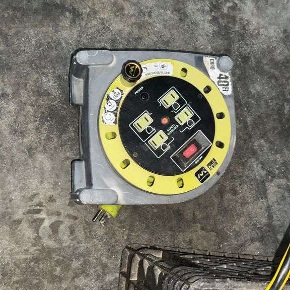 40' extension cord on reel