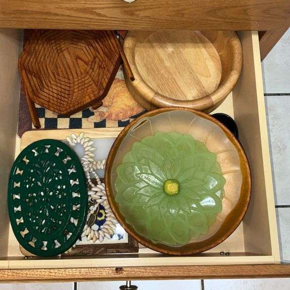 Wooden bowl, cutting boards, trivets, collapsing bowl, etc.