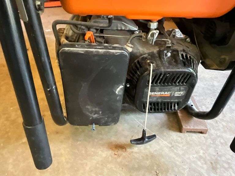 Generac GP6500, 110/240 outlets, 6500 watts, 288 hours