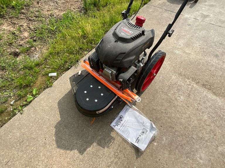 Legend Force 22" walk behind string trimmer with extra string