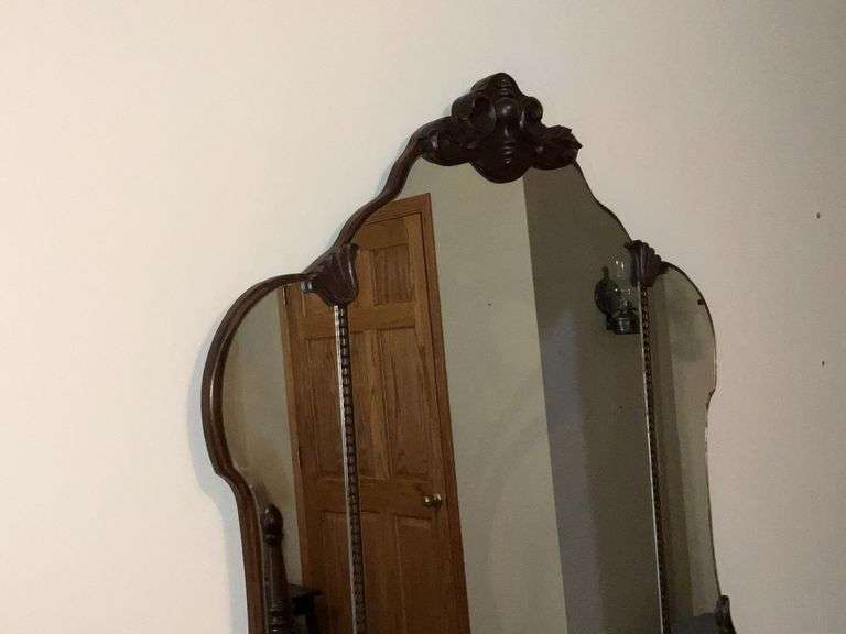 Beautiful antique vanity with mirror