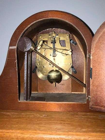 Tradition Made in Germany mantle clock with key