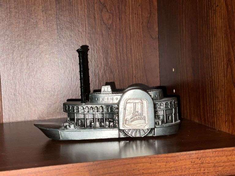 Riverboat bank with money