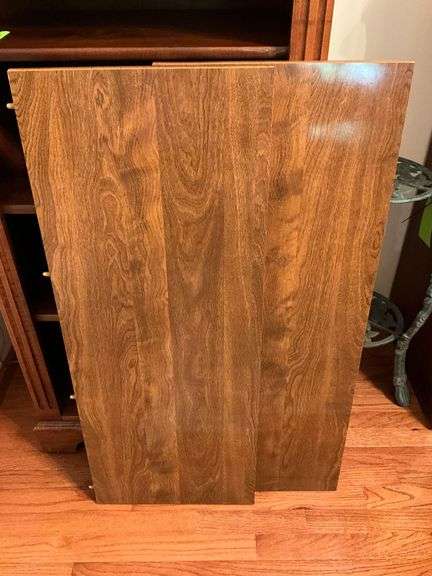 Ethan Allen dining table with (2) 15" W leaves, 38" x 56"