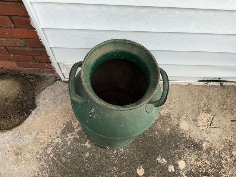 Milk can, no lid