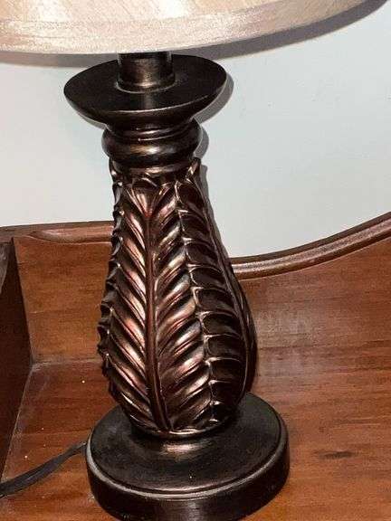 Desk lamp