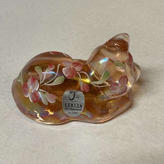 Sleeping Fenton Glass cat, hand decorated with tag
