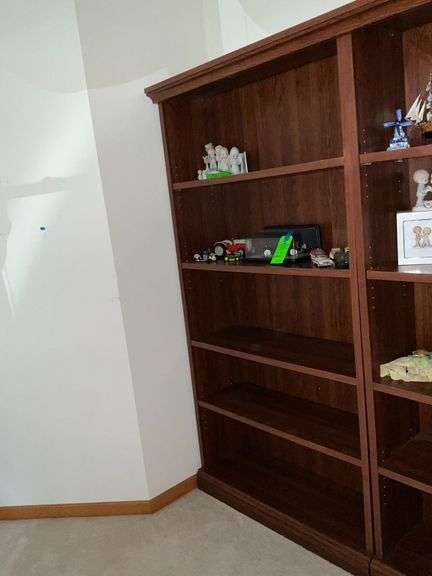 Bookshelf, CONTENTS NOT INCLUDED