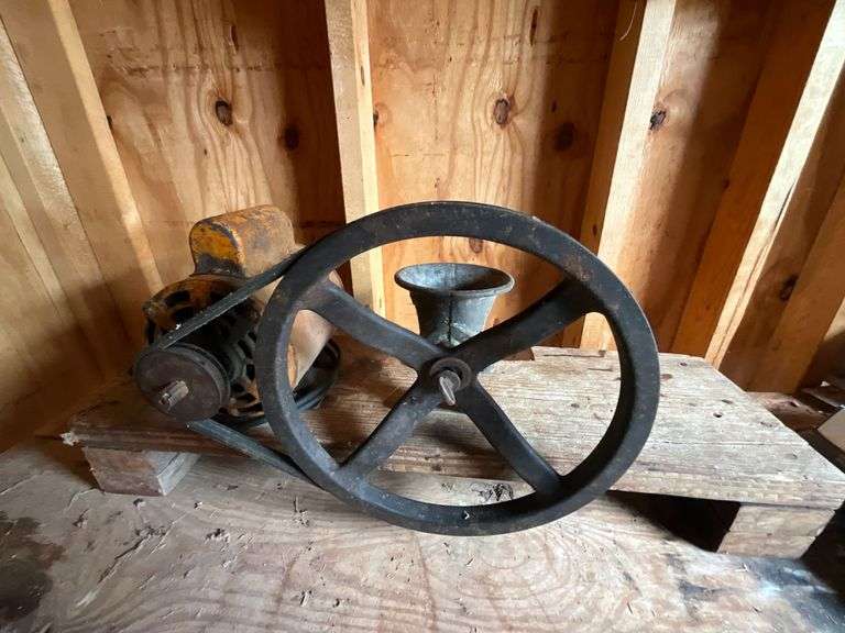Enterprise meat grinder No. 12 image