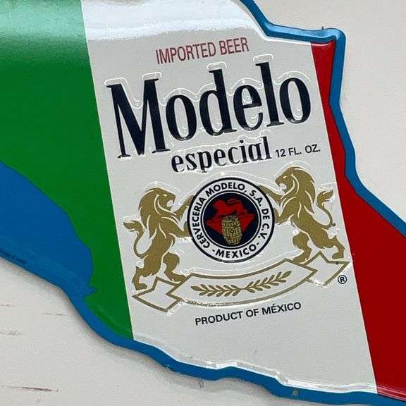 Modelo metal sign