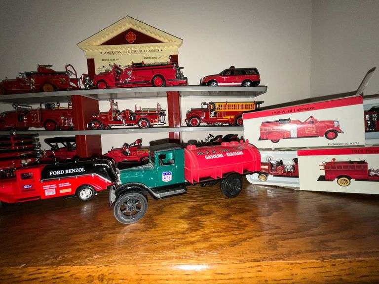 American Fire Engine Classics display with fire engines