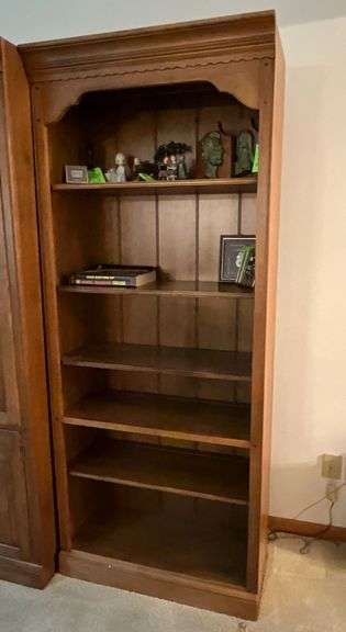 Wooden bookcase, CONTENTS NOT INCLUDED