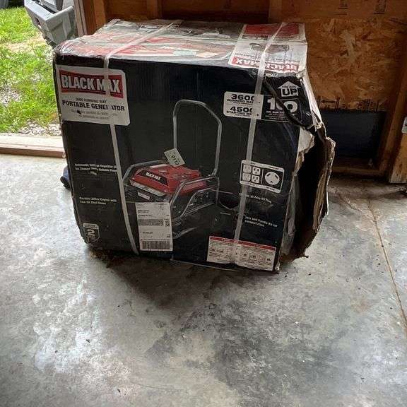 Black Max 3600 watt portable generator NIB