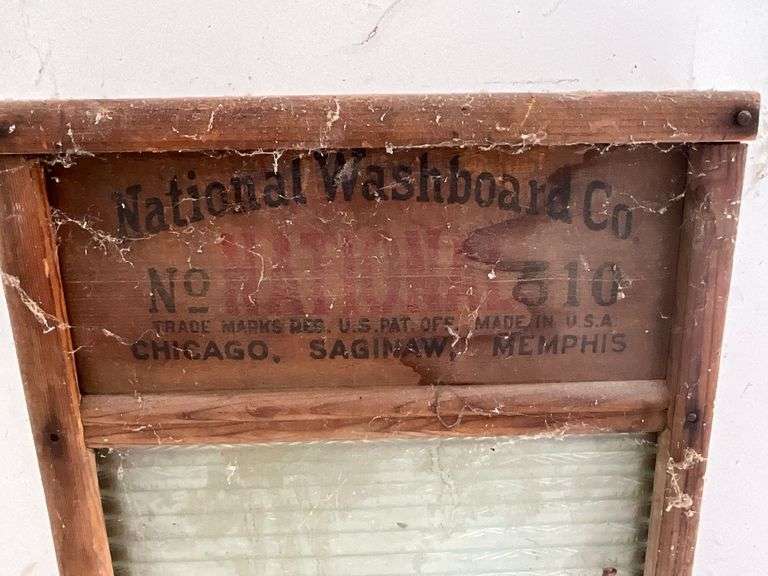 Atlantic glass washboard No. 510