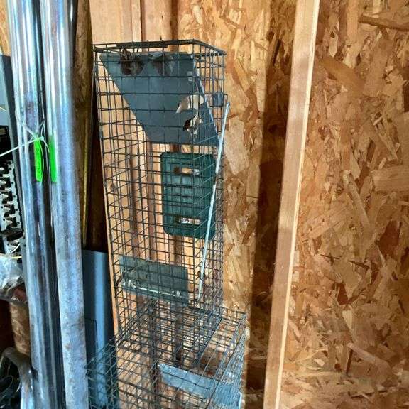 Large and small live traps