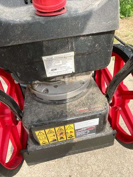 Legend Force 22" walk behind string trimmer with extra string