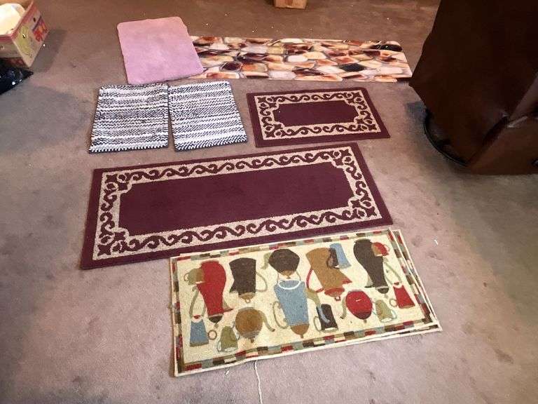 Throw rugs and runners image