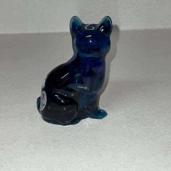 Fenton Glass hand decorated cat with tag