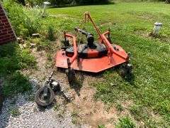 Land Pride finish mower SN: 1206471, 3-point hitch, PTO driven, 2 extra trail wheels