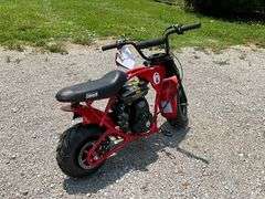 Coleman B100 105cc gas-powered mini bike