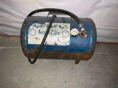 Metal 5-gallon portable air tank