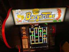 Burgertime featuring "Peter Pepper" arcade game, working condition