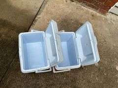 Picnic coolers, Igloo, Rubbermaid