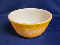 Pyrex mixing bowl, Golden Butterfly