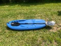Lifetime Relay mini kayak with set of oars, 100 lb. capacity, 62" L