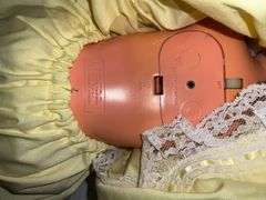 19" Mattel 1964 doll, doll trunk