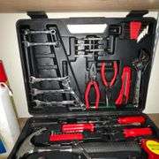 Black & Decker electric hedge trimmer, loppers, garden hand tools