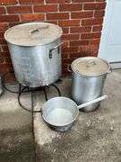 Turkey cooker, 2 aluminum pots 17" x 16"