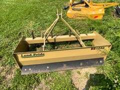 Land Pride 3-point hitch box blade