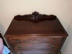 Antique five-drawer chest of drawers, beautiful piece