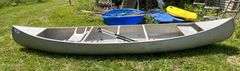 Grumman 15' aluminum canoe with 2 oars Model C15