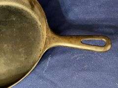 Griswold #6 cast iron skillet