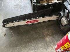 Poulan chainsaw Model PR4218, 18" bar, extra chain, case, bar oil