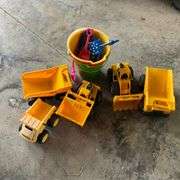 CAT plastic dirt moving toys