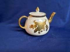 Eden ceramic teapot with gold decoration