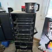 Smokey Mountain Series Great Outdoor charcoal smoker