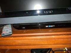Vizio 26"  flatscreen television with remote, Model E261VA