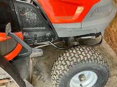 Husqvarna YTH 22V46, NEEDS WORK riding mower, 46" deck