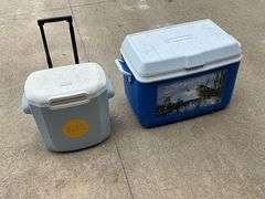Rubbermaid and Coleman coolers