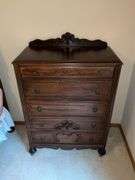 Antique five-drawer chest of drawers, beautiful piece