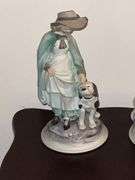 Pair of Ethan Allen figurines