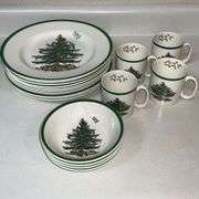 Spode Christmas Tree, 4 mugs, 4 cereal bowls, 10 dinner plates